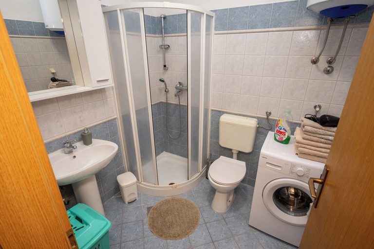 Bathroom 5, Apartments Krase, Marčana