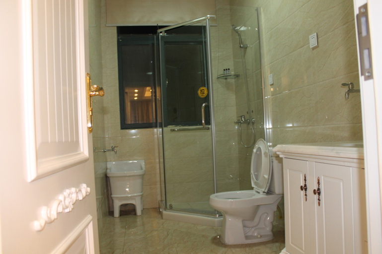 Bathroom 4, Haiwang Hongya Hot Spring Hotel, Jiaozuo