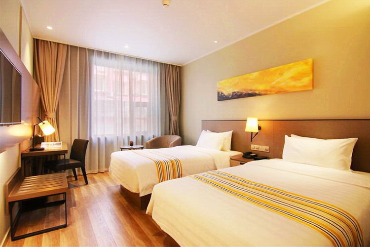 Bedroom, Homeinn Plus Hotel (Chengde Mountain Resort), Chengde