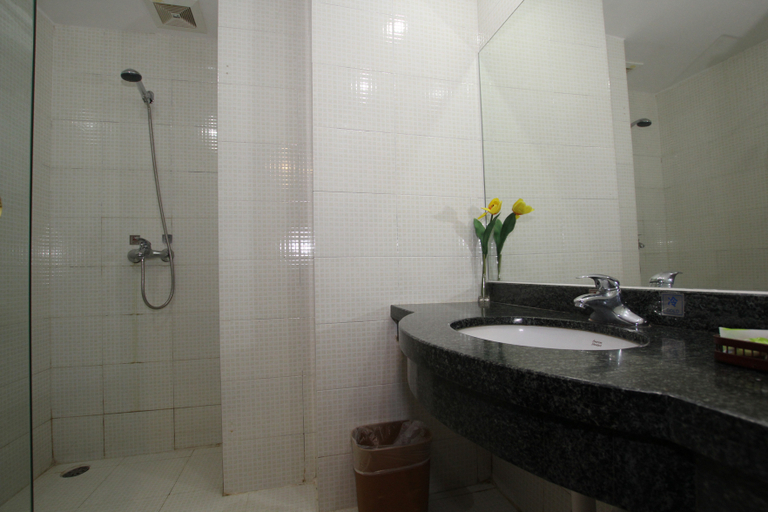 Bathroom, Pine House(Yangshuo West Street Branch), Guilin