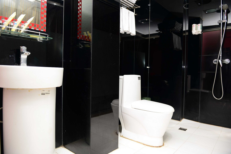 Bathroom 4, Hanting Premium Hotel Harbin Provincial Government, Harbin