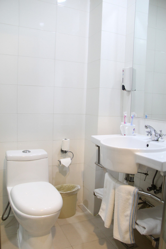 Bathroom 2, Hanting Hotel Shenyang Bei'er Road Metro Station, Shenyang