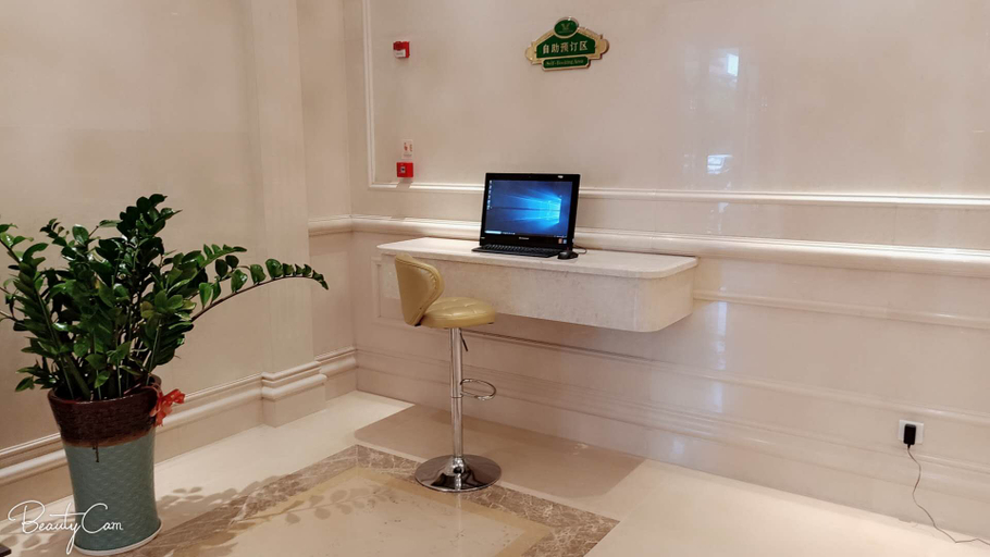 Bathroom, Vienna International Hotel Shenzhen Bao'an Airport Hourui Metro Station, Shenzhen
