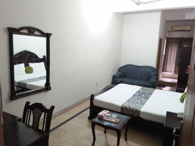 Bedroom 2, Hotel The Oriel, Islamabad