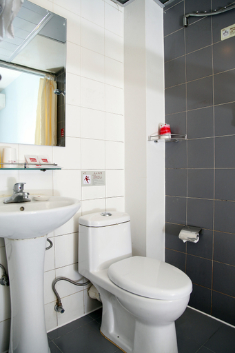 Bathroom, HOMEホテル(), Beijing
