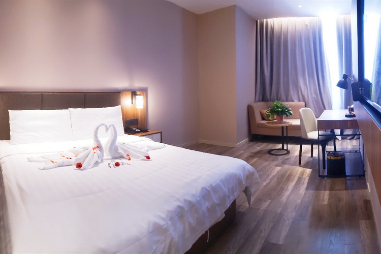 Bedroom 2, Starway Hotel (Baoji Administrative Center), Baoji