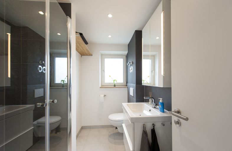 Bathroom 5, Hej- Apartments, Bayreuth