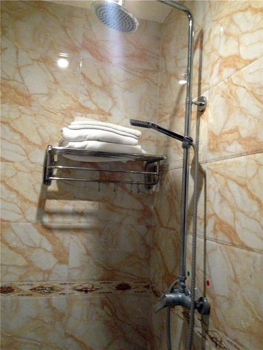 Bathroom 2, Junlai Business Hotel Jiajiang Headquarter, Leshan