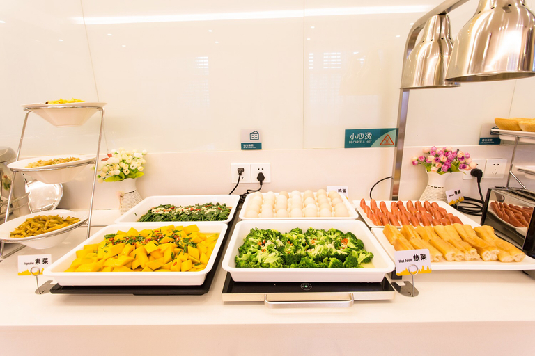 Food & Drinks, City Comfort Innホテル(), Chongzuo