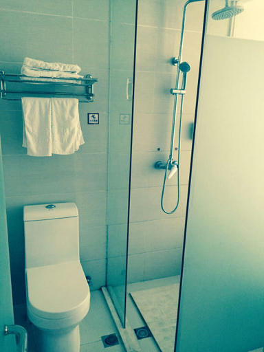 Bathroom 5, Boke City Hotel, Xianning
