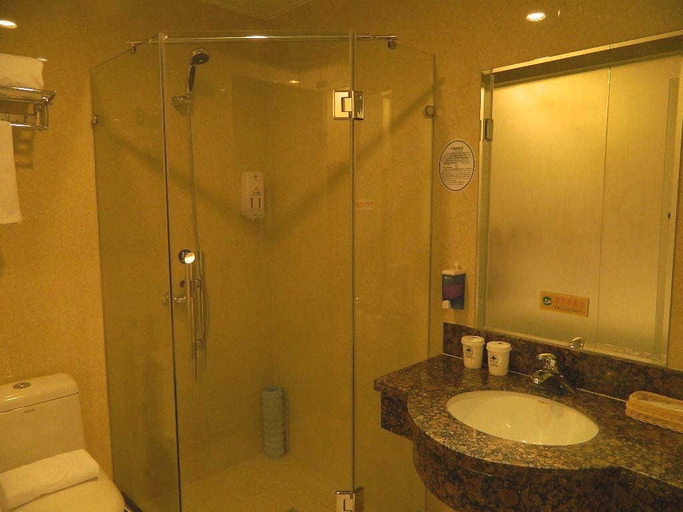 Bathroom 4, GreenTree Inn Hebei Zhangjiakou Public Security Plaza Express Hotel, Zhangjiakou