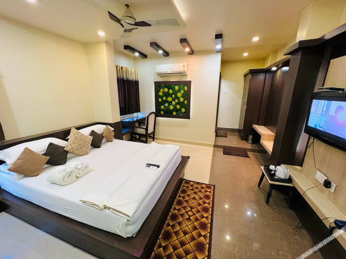 Bedroom 2, Srigandha Residency "Vaccinated Staff", Davanagere
