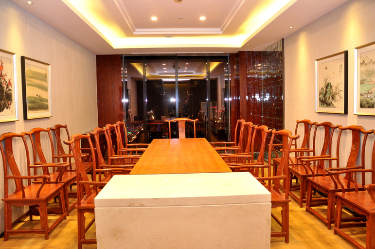 Food & Drinks 2, International Trade Hotel, Jincheng