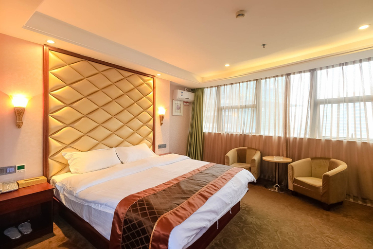Bedroom 2, Xinfeng Hotel, Zhuhai