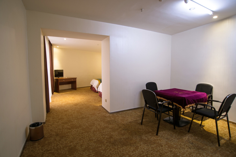 Bedroom 2, Macau De Hotel, Qiannan Buyei and Miao