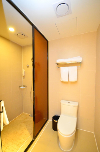 Bathroom, Ji Hotel (Lianyungang Haining Middle Road), Lianyungang