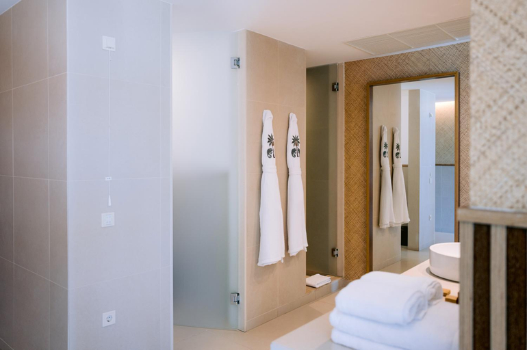 Bedroom, VidaMar Algarve Hotel, Albufeira