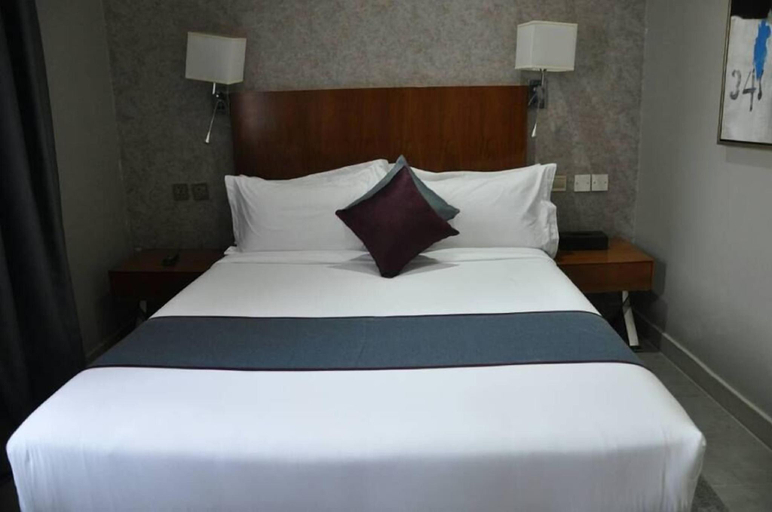 Bedroom 4, Phudzi Hotel, Lethlakane