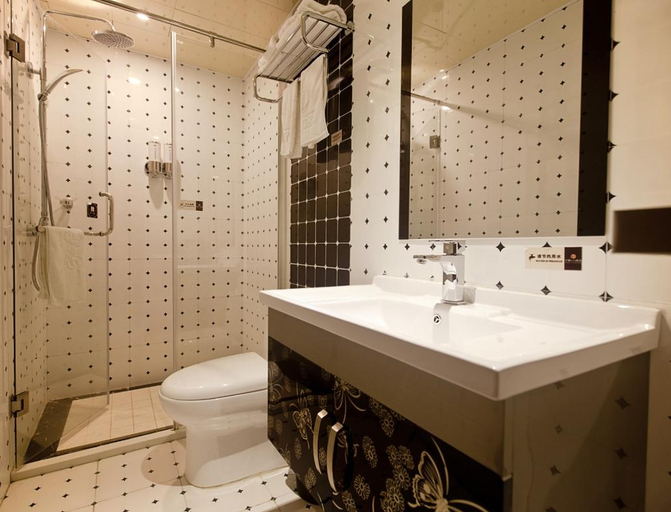 Bathroom 4, JI Hotel (Shanghai Nanxiang Subway Station), Shanghai