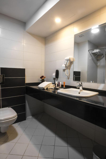 Bathroom 5, La Casa Hotel Amman by FHM, Salt