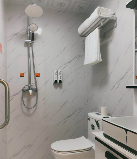 Bathroom, Huayi Hotel (Jinan Convention and Exhibition Center), Jinan