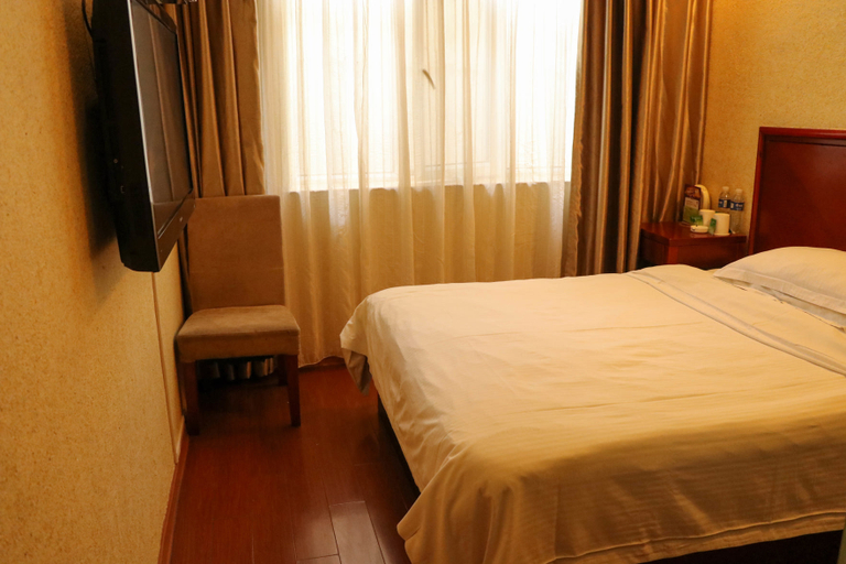 Bedroom 3, GreenTree Inn Hebei Zhangjiakou Public Security Plaza Express Hotel, Zhangjiakou