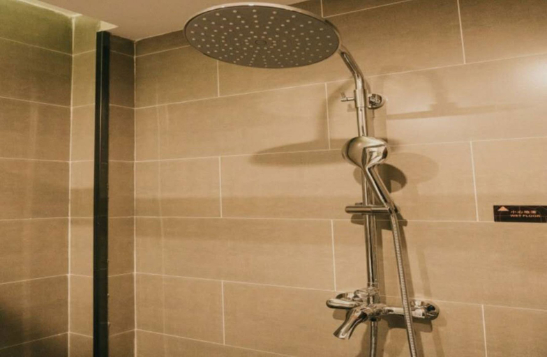 Bathroom, ゴーメイホテル(), Zibo