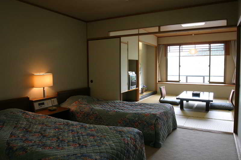 Bedroom 4, 聚景荘(じゅけいそう), Hatsukaichi