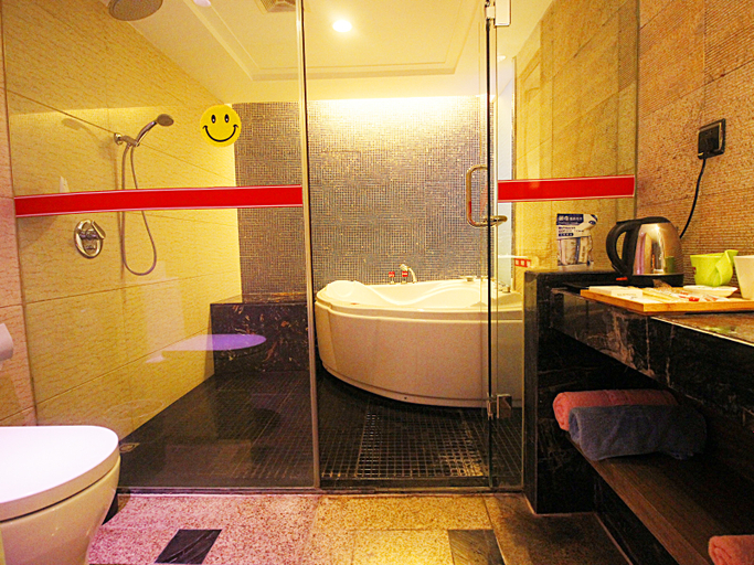 Bathroom 4, Seong nam Hotel ( Xiangyang Gucheng Branch), Xiangfan