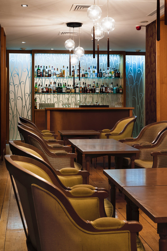 Food & Drinks 5, Hotel Pas De Calais, Paris