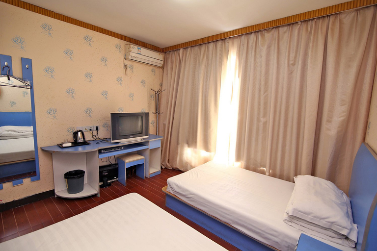 Bedroom 3, Shanghai Haixiang Hotel, Shanghai