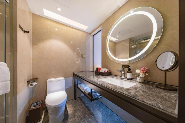Bathroom 3, E-Cheng Hotel Xiaogan Hanchuan Renming Road, Xiaogan