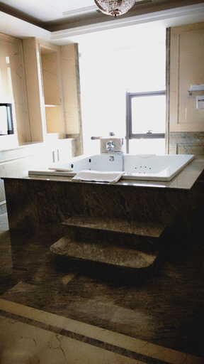 Bathroom 3, Yong Chang International Hotel, Shuozhou