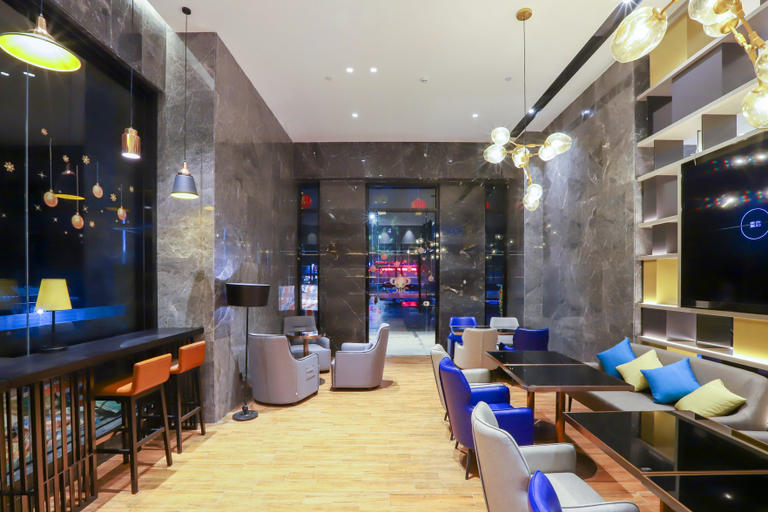 Food & Drinks 4, Echarm Hotel Nanning Dongge Macun Metro Station, Nanning