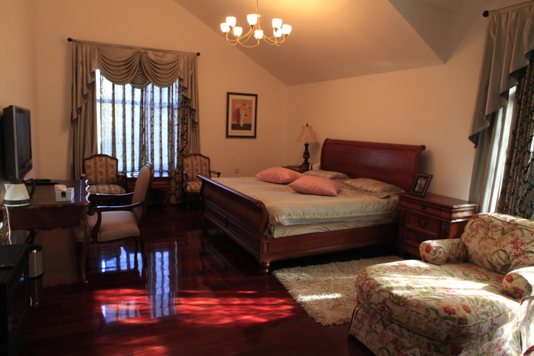 Bedroom 2, The Four Seasons Amusement Hotel Kanas, Altay