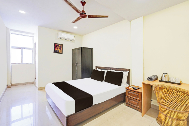 Room 4, CollectionO Guduvancheri Railway Station, Kancheepuram