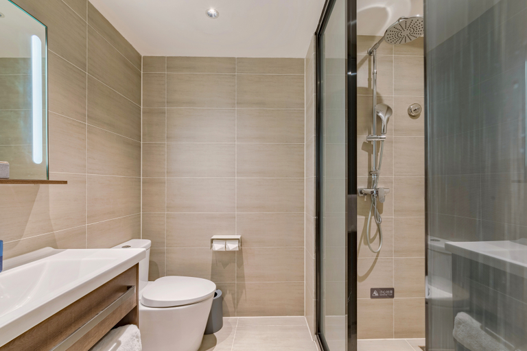 Bathroom 2, HanTing Hotel (Shangqiu Beihai East Road), Shangqiu