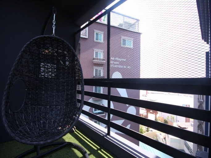 Others 3, Ga-In Hotel Songjung, Haeundae