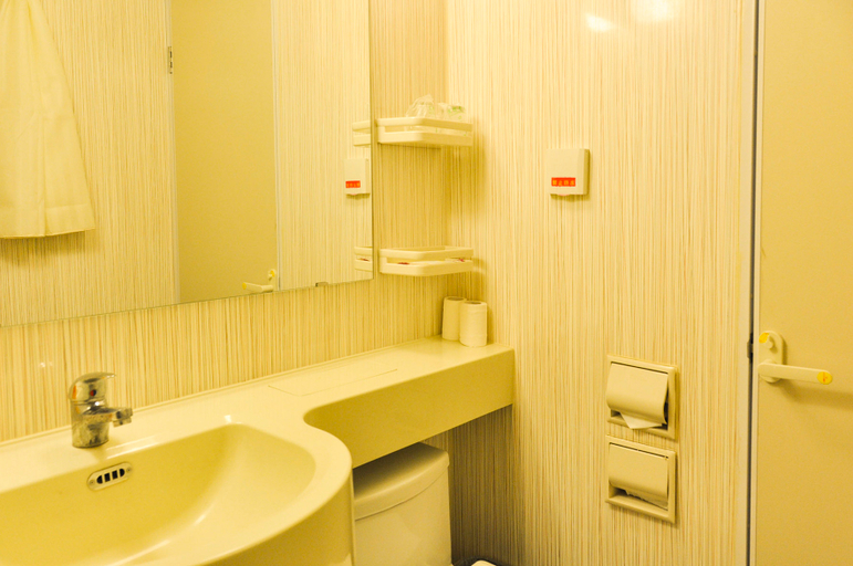 Bathroom 5, Xixili Hotel, Chifeng