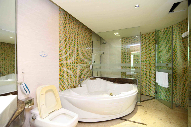 Bathroom 2, ENJOY HOTELS, Dongguan