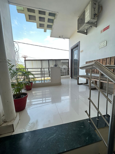 Exterior & Views 2, Hotel Crib Inn, Bhopal