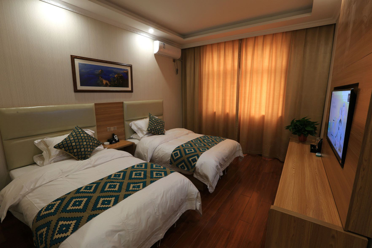 Bedroom 2, Kaiyue Shangpin Hotel, Weinan