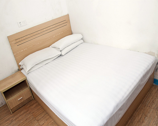 Bedroom, Iforest Hostel (The Bund, Dashijie Metro Station), Shanghai