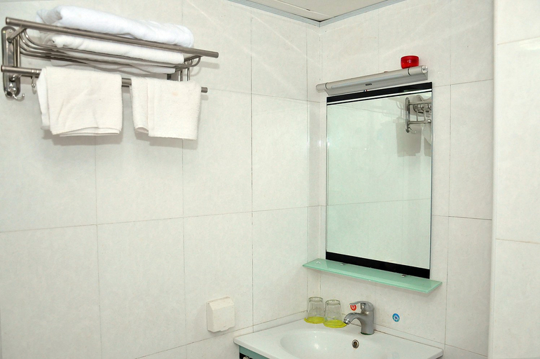 Bathroom 4, Shuangyong Hotel, Changsha