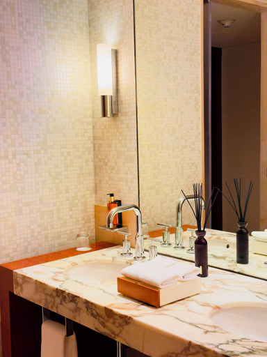 Bathroom 3, Oryx Airport Hotel, Doha