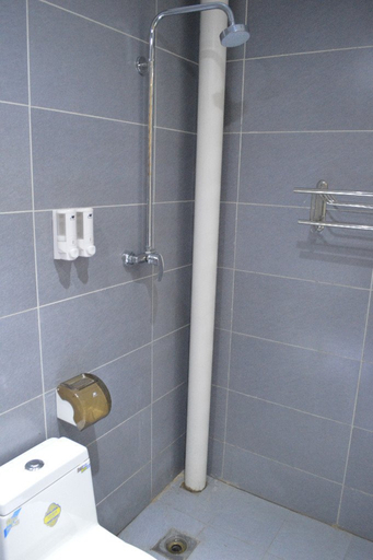 Bathroom 2, Hongchibo Hot Spring Hotel (Kaifeng Baogongci Branch), Kaifeng