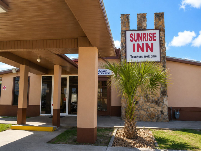 Exterior & Views 2, Sunrise Inn, Manatee