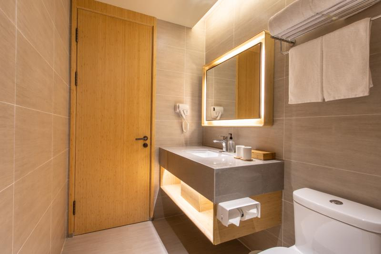 Bathroom 4, Ji Hotel Suzhou Guanqian Pedestrian Street, Suzhou