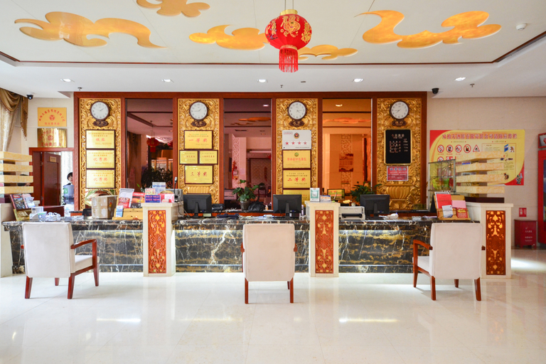 Food & Drinks, Shuang Bai Hotel, Chuxiong Yi