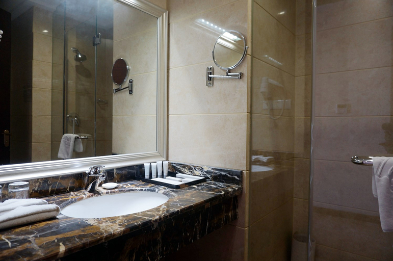 Bathroom 2, Haohe Scenic Area TV Tower Atour Hotel, Nantong